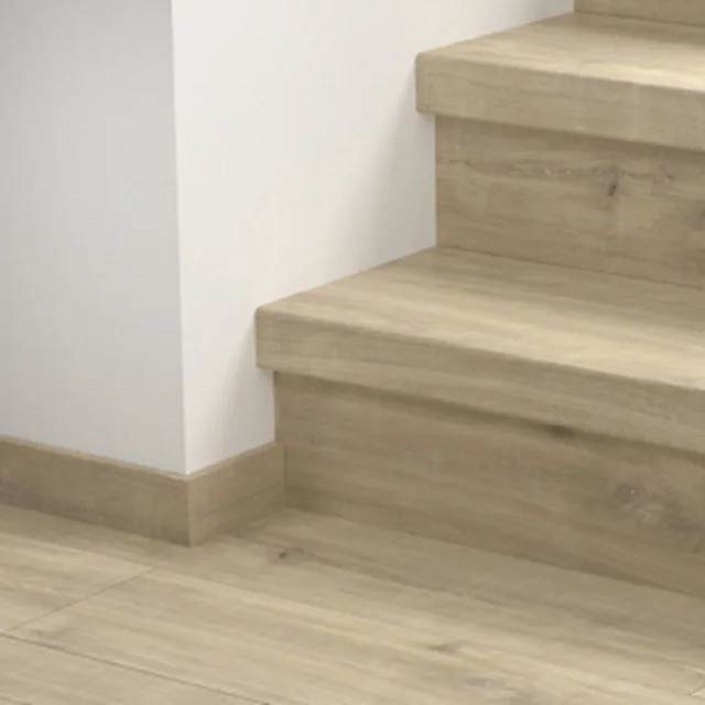 Quick-Step QSSTRBCLM - 01656 : Couvre-marches en stratifié - Classic Chêne Havana naturel avec traits de scie 1165x121x59 mm