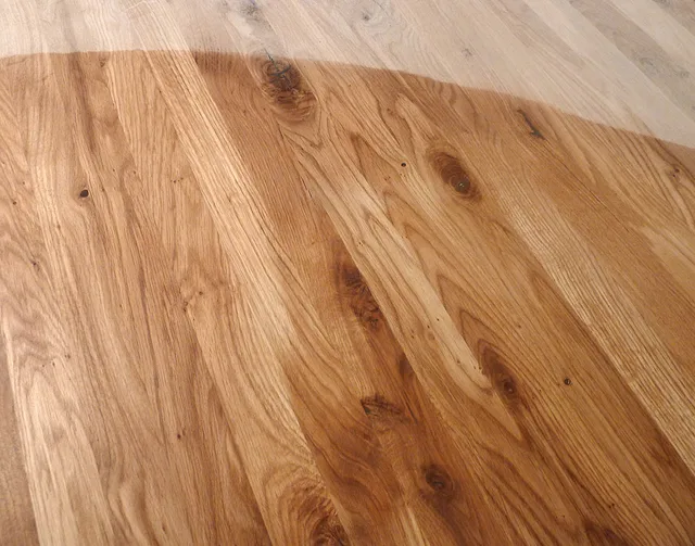 Marche Lamellé Chêne Rustique 40mm 1400x650 - Biemar Bois-2
