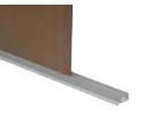 Profil inférieur pour plinthes de 16 à 18mm plastique noir 4m