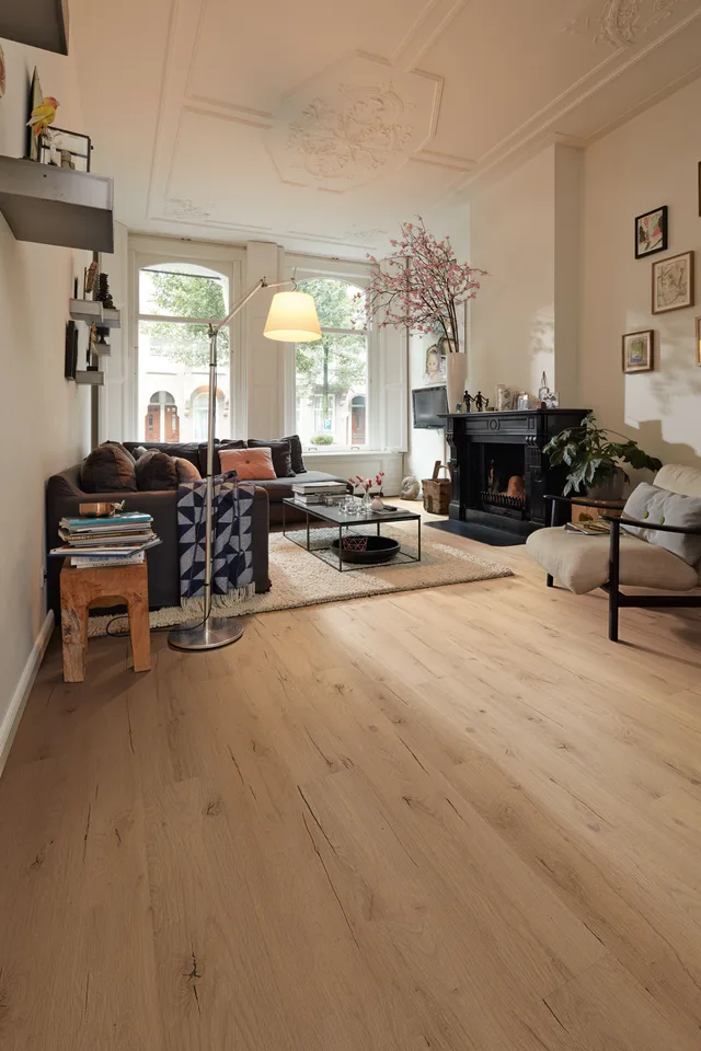 Sol stratifié LC 55 S avec sous-couche intégrée Chêne Fissuré Clair 6258 - Biemar Bois-1