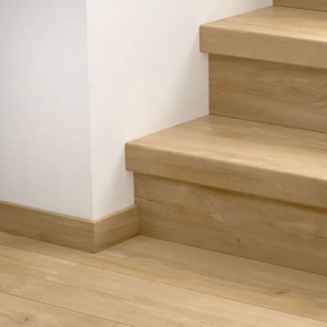 Quick-Step QSVSTRBSP - 40039 : Recouvrement d’escalier en vinyle – Blos Chêne Canyon naturel 1243x127x54 mm
