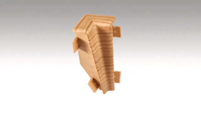 Angle extérieur conçu pour les plinthes 3PK Chêne nature 2013