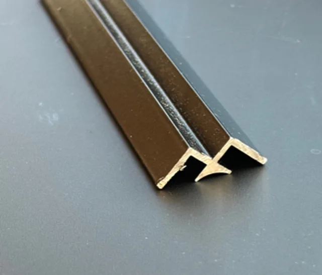 Panel-X BASE Angle Intérieur 4*3050mm Noir mat