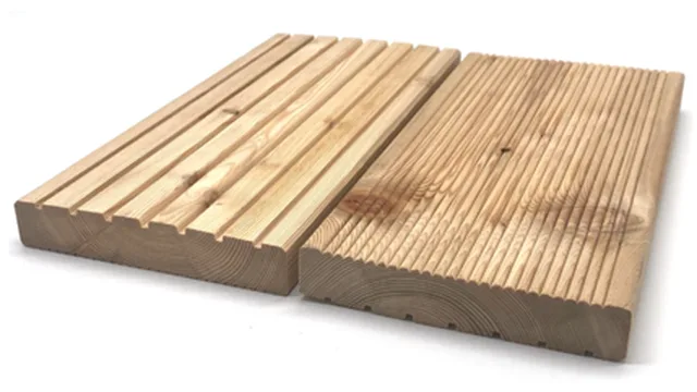 Terrasse en mélèze de Sibérie 26x140 - qualité AB -  1 face grosse strie / 1 face fine strie - sec