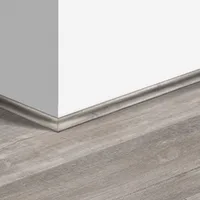Quick-Step QSVSCOT - 40030 : Moulure Chêne canyon gris avec traits de scie 2400x17x17 mm
