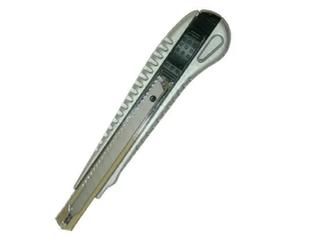 Cutter Lame rectractable 18mm - corps metal