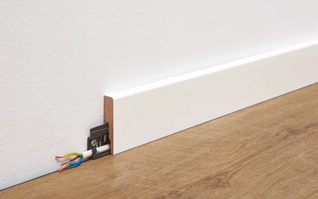 Plinthe Profilé 20 PK Blanc Uni Brillant - Biemar Bois