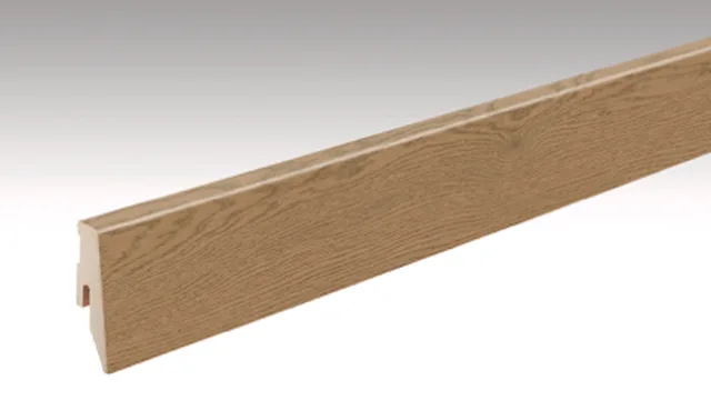 Plinthe placage bois Profile 3 PK Chêne brun argile 20254 -2380*60*20mm
