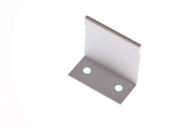Poignée 'Angle' Aluminium Blanc 40x1,6 mm - Biemar Bois