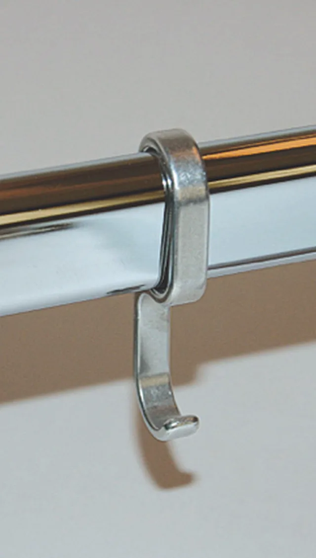 Haken für ovales Kleiderstangenprofil 30x15mm, eloxiertes Aluminium