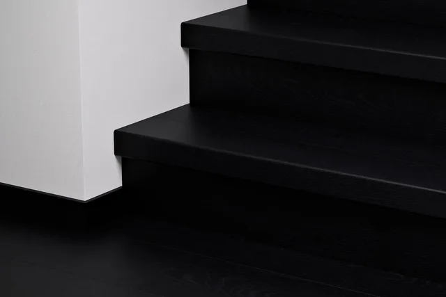 Quick-Step Couvre-marches Chêne Noir Peint 1341x143 mm