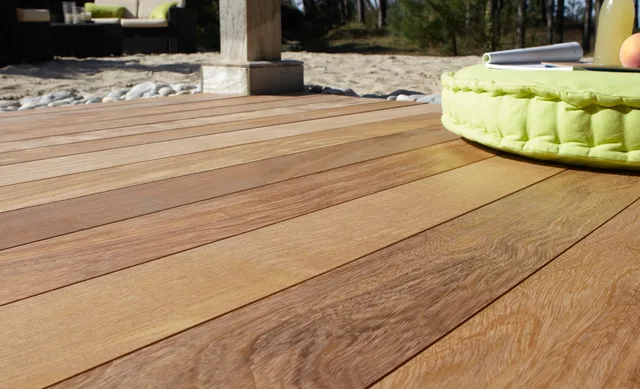 Terrasse TALI 25x145 - 2 Glatte Seiten-2