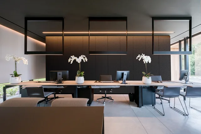 Tocca legno - Uni Panels Noir PET - mise en situation