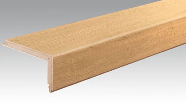 Parquet Profilé pour nez de marche L Chêne animé 9001 | brossé / 2150*108*60mm