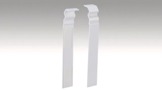 Élément d'assemblage pour les plinthes 13 PK Blanc 2001
