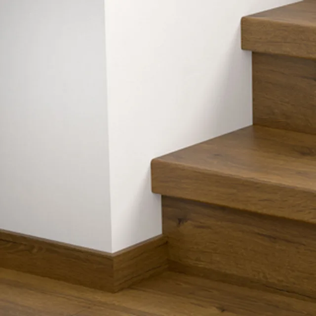 Quick-Step QSSTRBCLM - 05793 : Couvre-marches en stratifié - Classic Chêne marron cacao 1165x121x59 mm