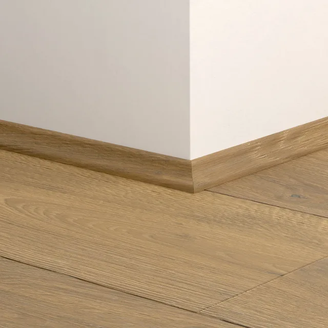 Quick-Step QSWSCOT - 6031MM : Moulure Cascada (couleur assortie) 2400x17x17 mm