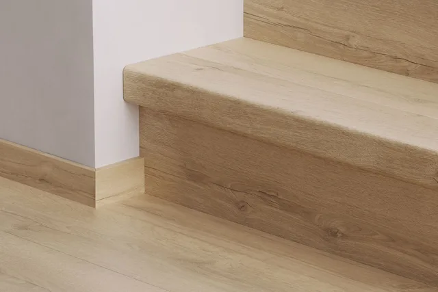 Quick-Step Couvre-marches stratifié Eligna Chêne verni naturel