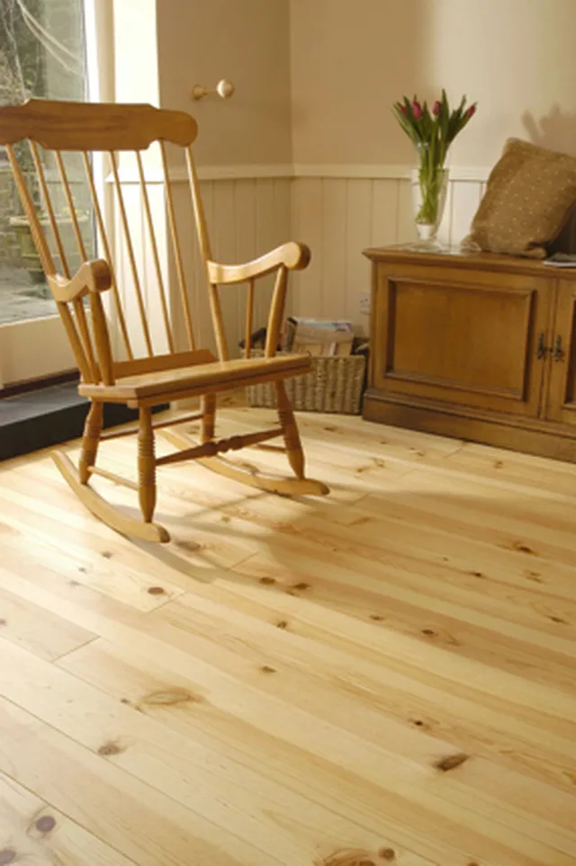 Plancher PIN MARITIME noueux 4 Faces 2000*170*20