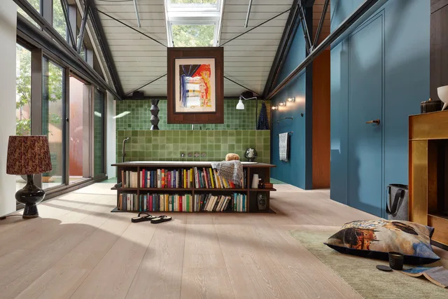 Sol en bois Lindura HD 400 Verni ultra mat Chêne nature blanc coquille 8910