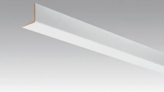 Equerre 33/33 mm Maille blanche 20101 -2380*33*3,5mm