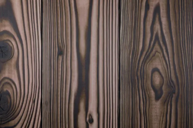 Lambris lames larges intérieur/extérieur classe 3.1 Mini Grain d'Orge Non teinté sans finition/ Brossé Brûlé choix AB sec 18% 4000*175*20 (Douglas) - MARBRE